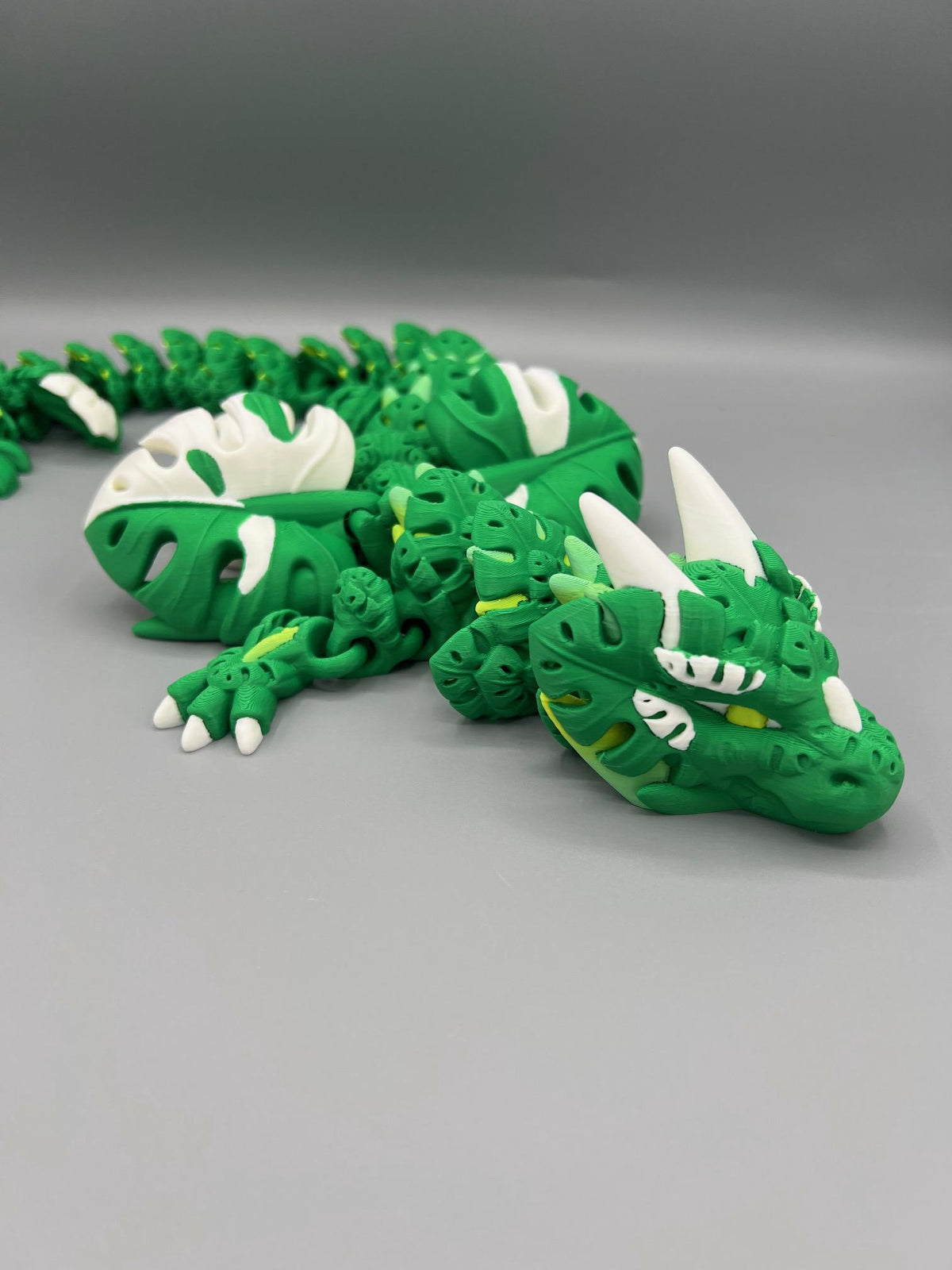 Monstera Leaf Dragon Toy | 3D Printed Articulated Fidget Desk Buddy