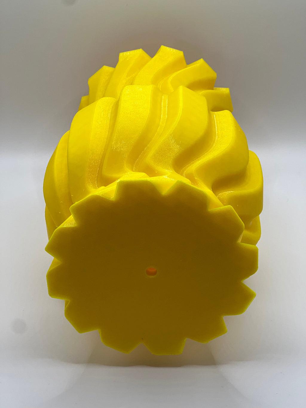 3D Printed Spiral Vase: Modern Desk Planter