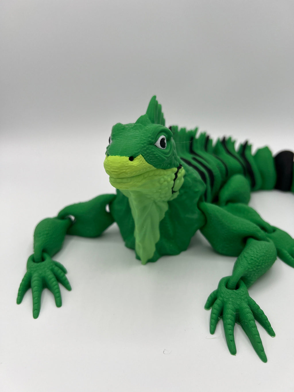 3D Printed Flexi Iguana Fidget Toy: Green Reptile Lover Gift