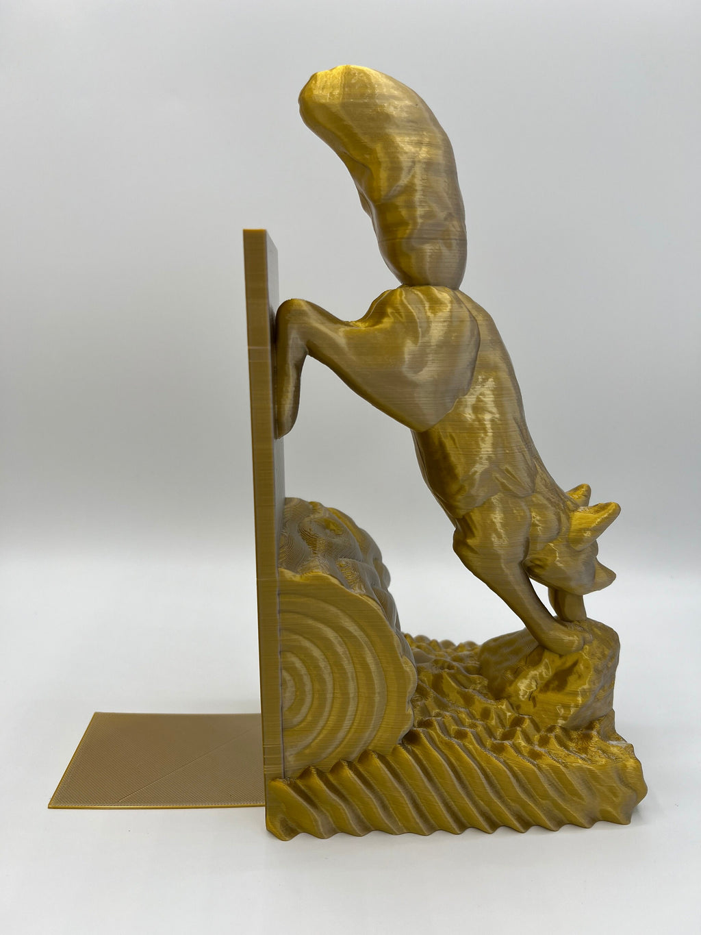 3D Printed Jumping Fox Bookends: Books & Game Storage