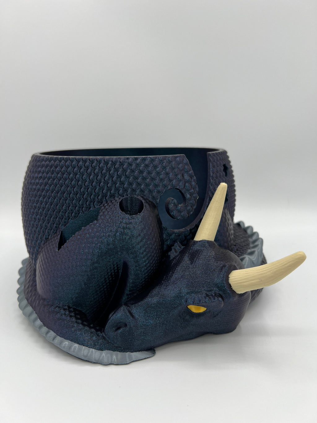 3D Printed Dragon Yarn Bowl: Burnt Titanium Knitting & Crochet Tool Holder