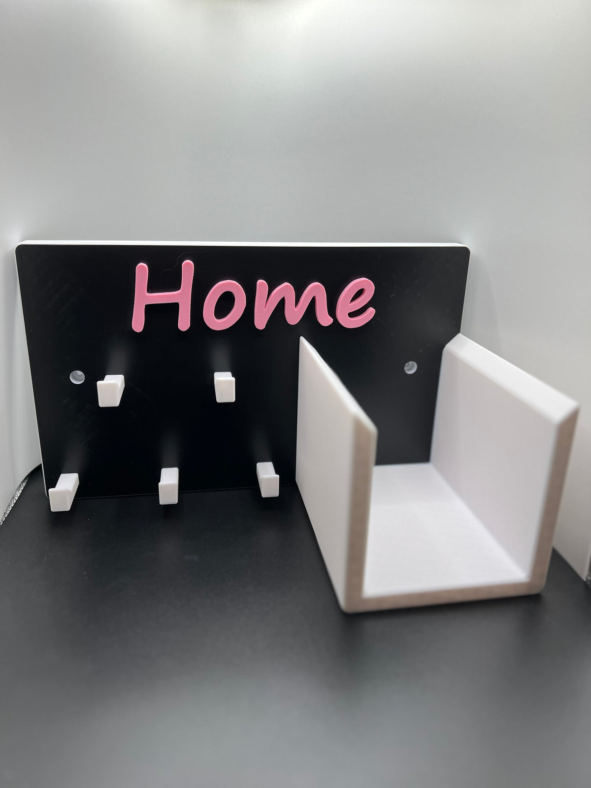 Wall Mounted Key and Wallet Hanger: Home Decor Organizer