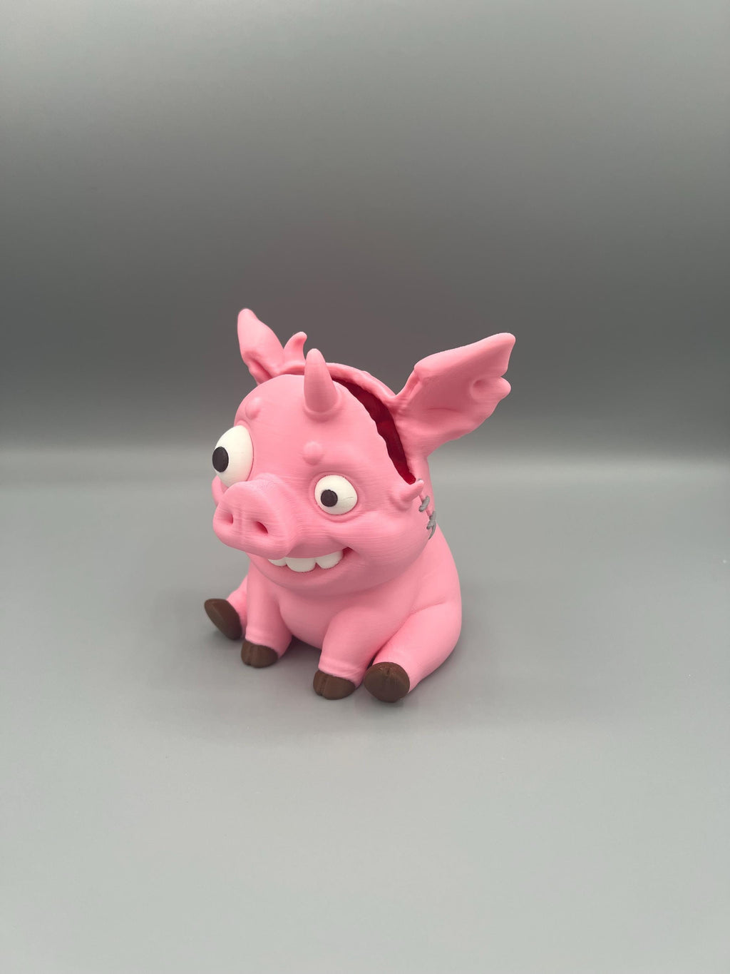 3D Printed Horror Pig Eyeglass Holder: Goofy Halloween Desk Decor