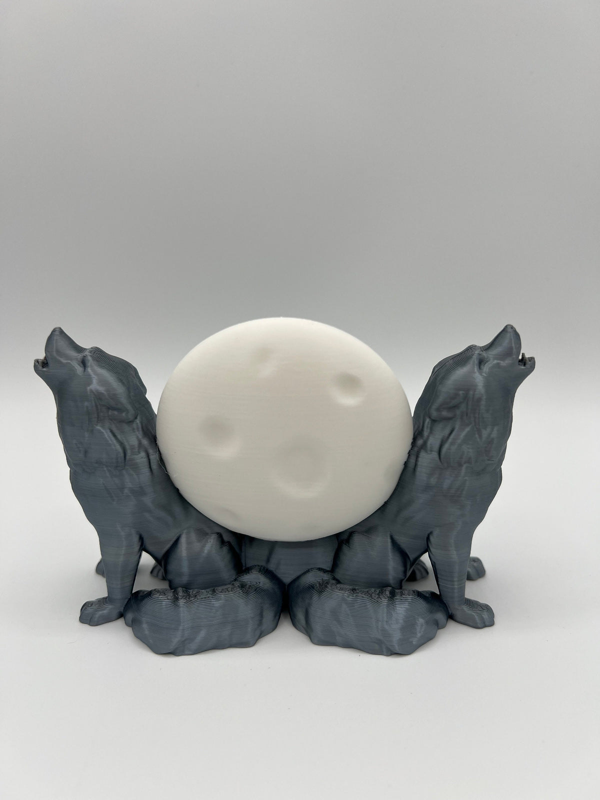 Howling Wolf Business Card Holder: 3D Printed Desk Organizer