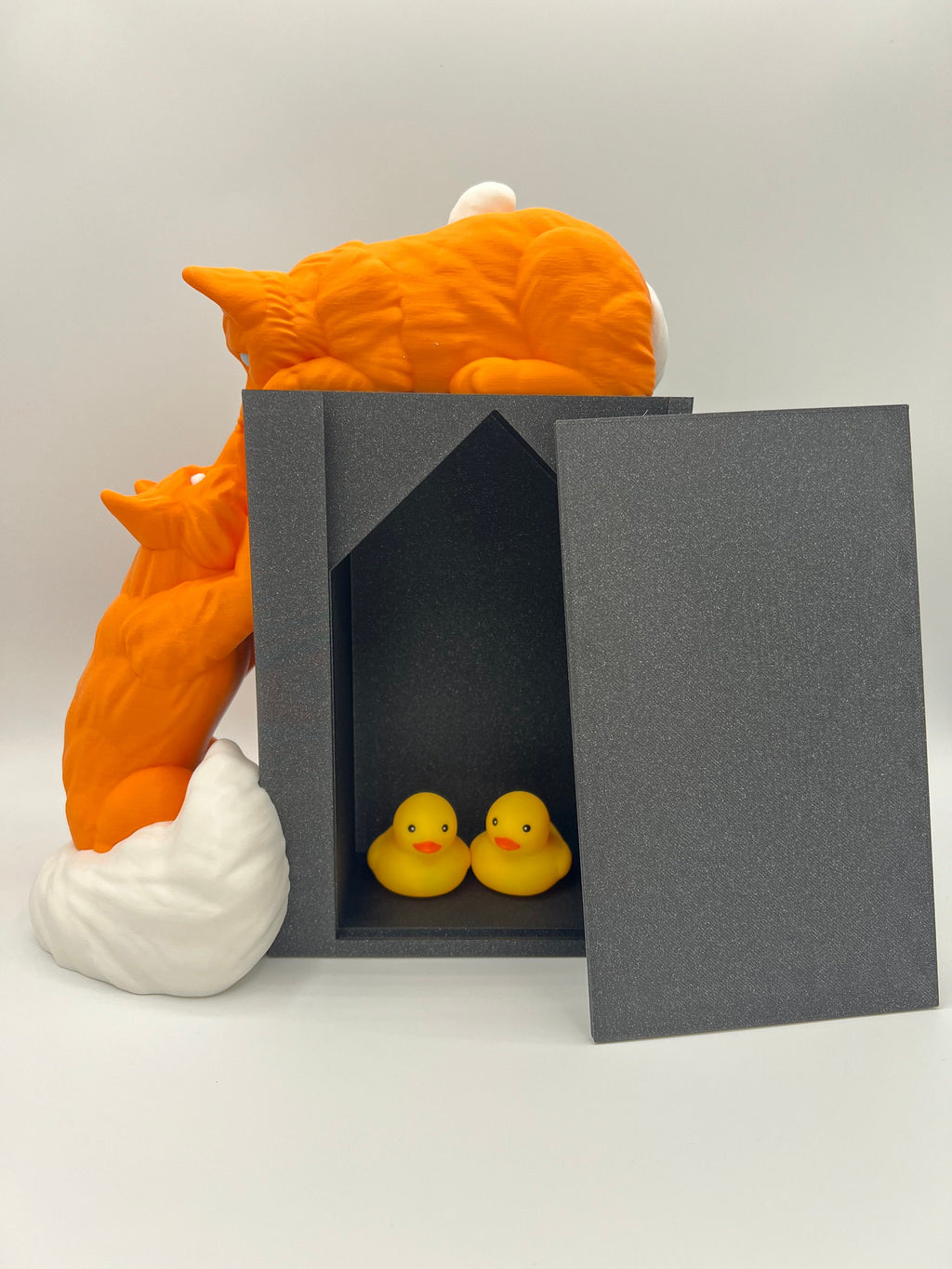 Twin Fox Book Nook: 3D Printed Bookshelf Decor with Secret Compartment