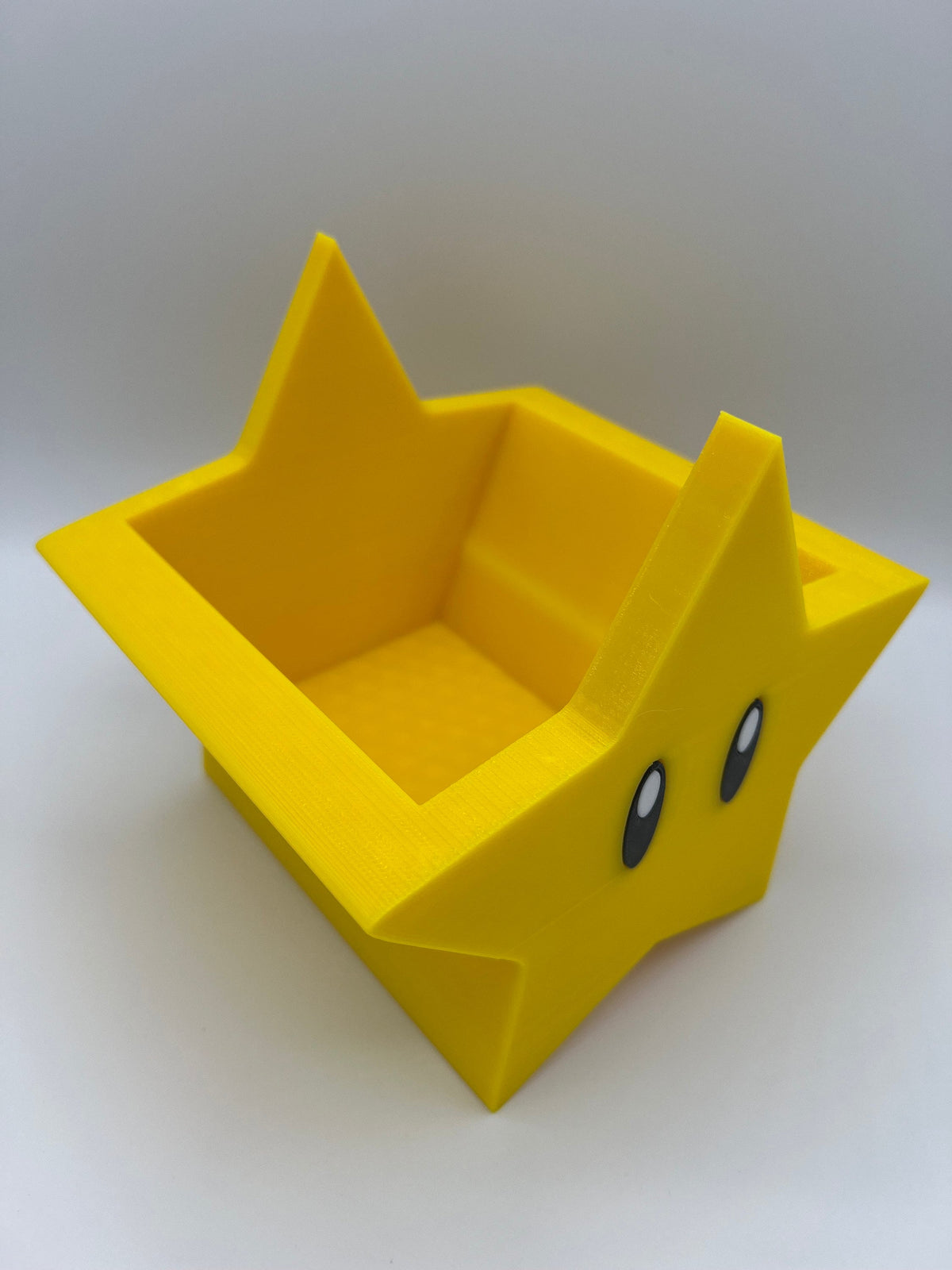 Yellow Star Planter: 3D Printed Desk Decor for Succulents