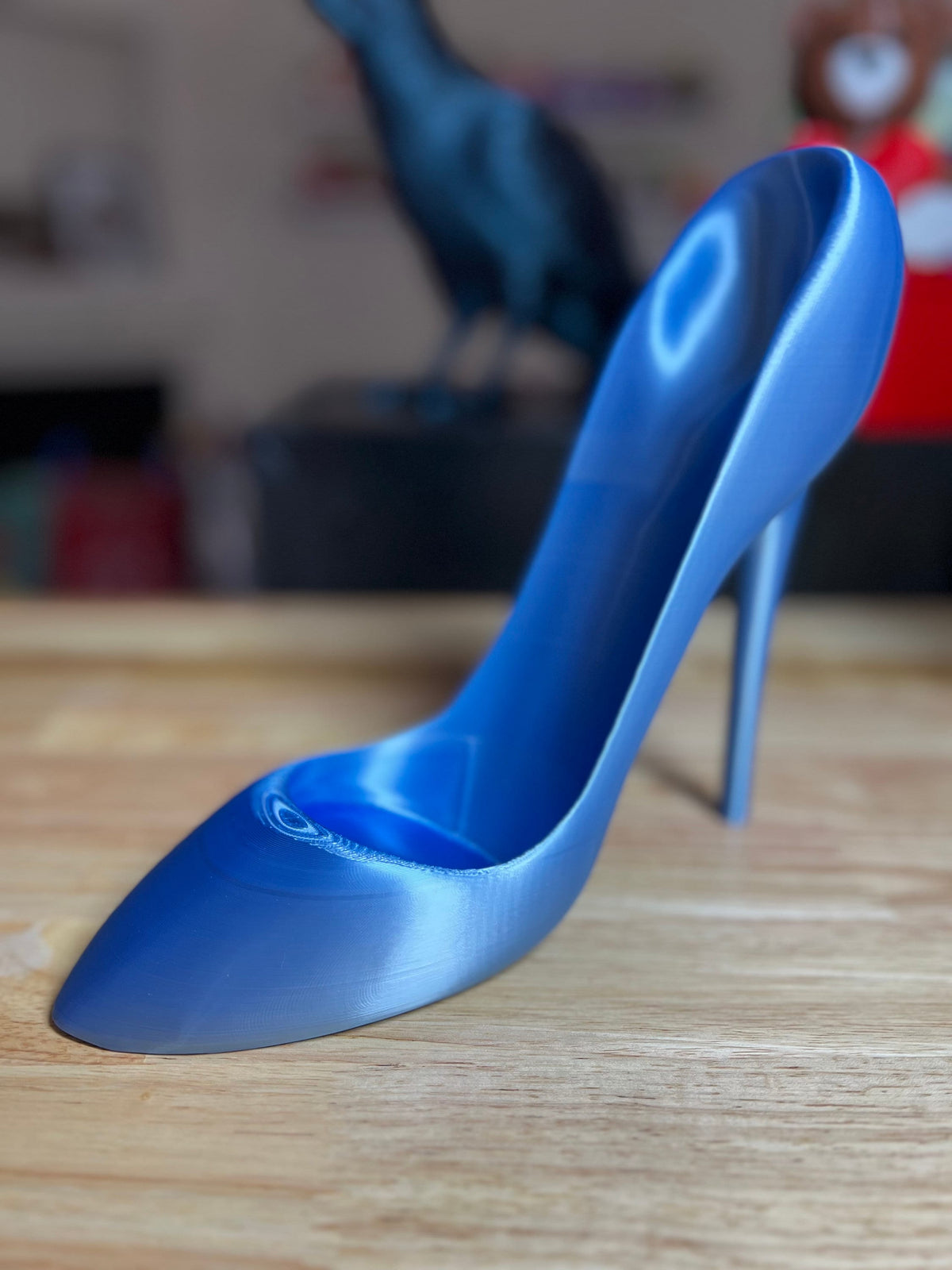 3D Printed Stiletto Heel Wine Bottle Holder: Novelty Drink Accessory