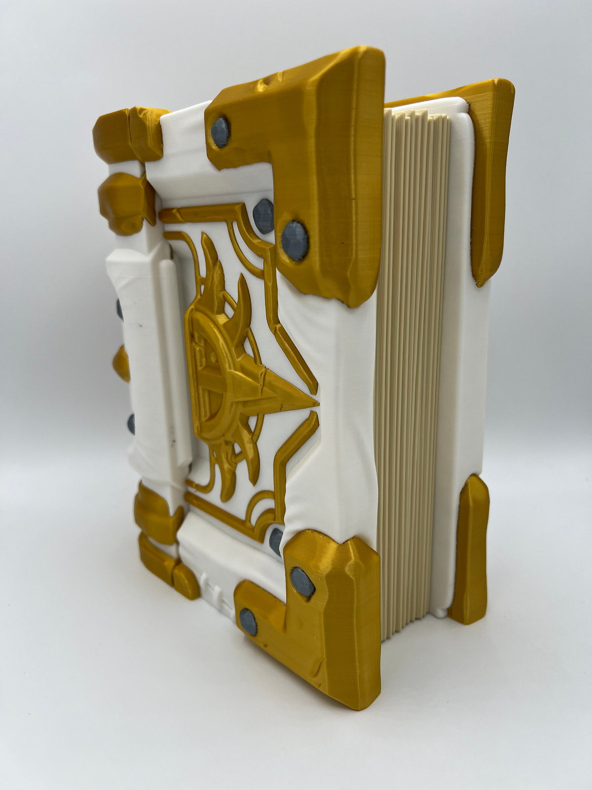 Paladin Crusader Tome Nintendo Switch Game Holder: 3-Game Storage