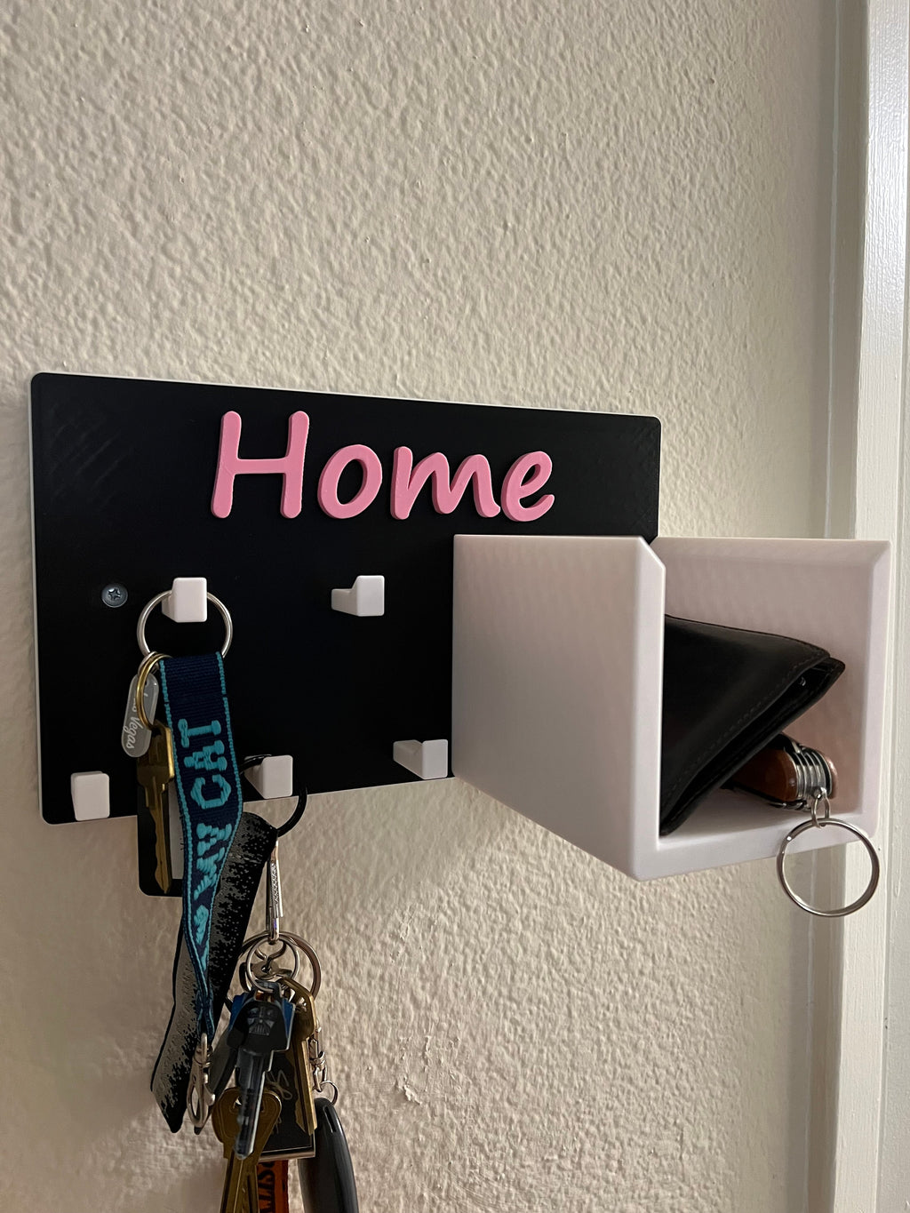 Wall Mounted Key and Wallet Hanger: Home Decor Organizer