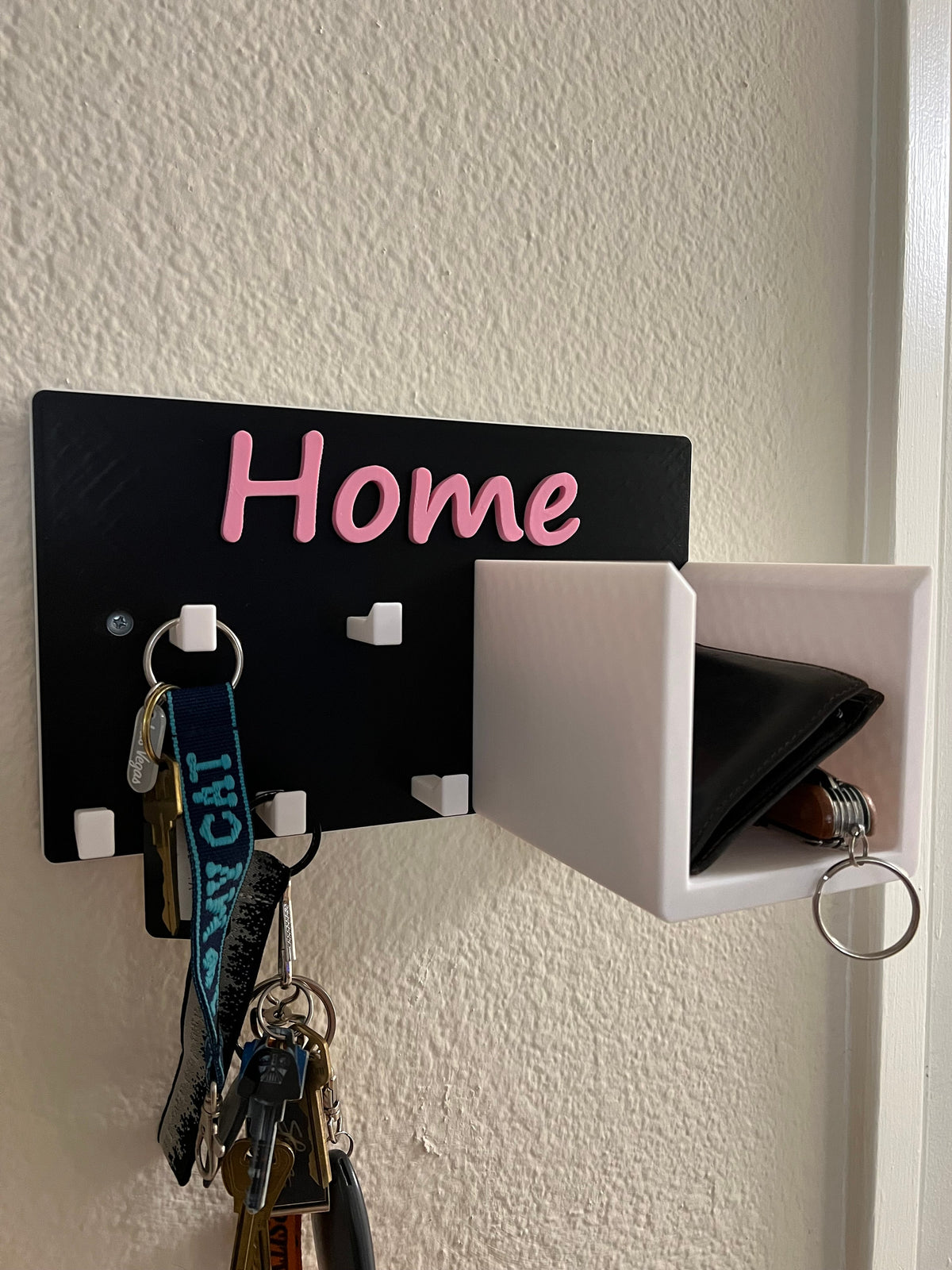 Wall Mounted Key and Wallet Hanger: Home Decor Organizer