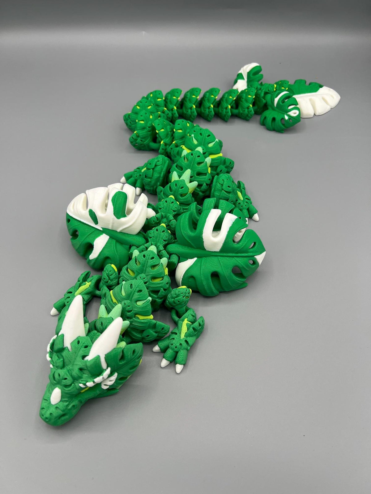 Monstera Leaf Dragon Toy | 3D Printed Articulated Fidget Desk Buddy