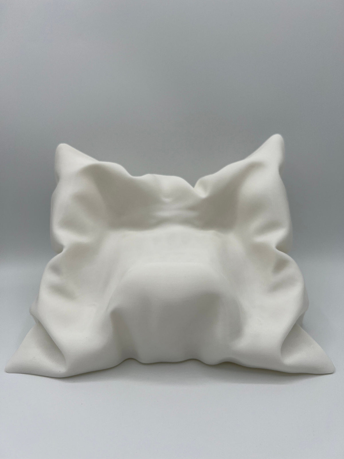 3D Printed Pillow Gaming Controller Dock – PS5/Xbox Holder