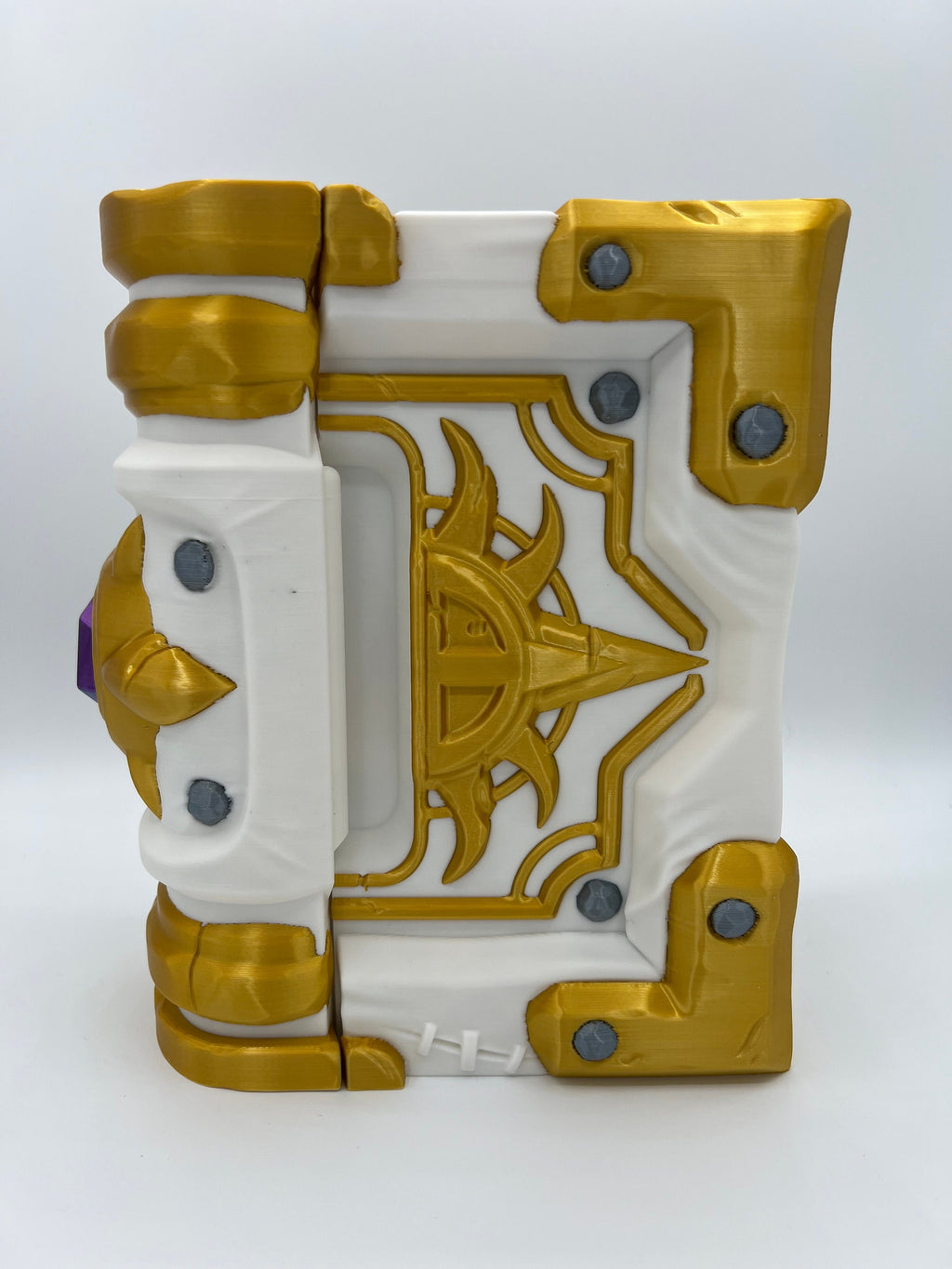 Paladin Crusader Tome Nintendo Switch Game Holder: 3-Game Storage
