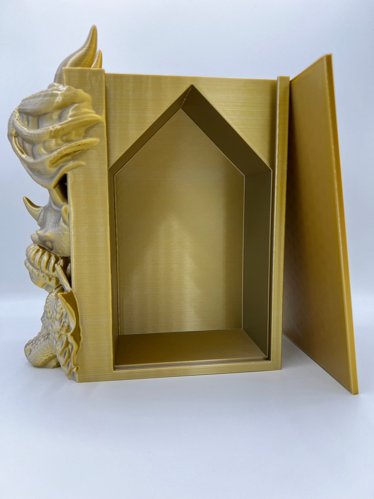 No Evil Dragon Book Nook: 3D Printed Bookshelf Decor