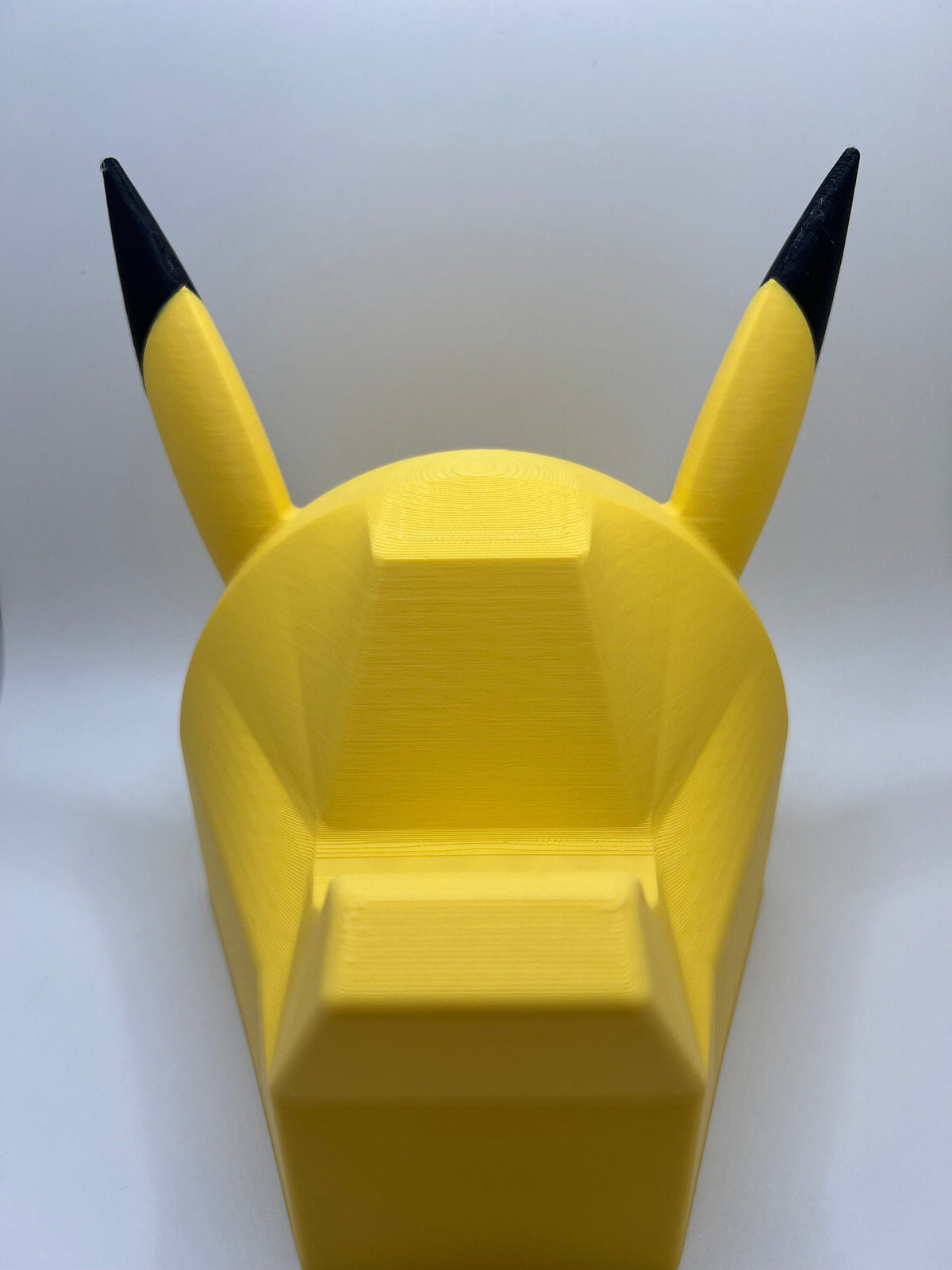 Pikachu Gaming Controller Stand: 3D Printed Dock for PS5/Xbox