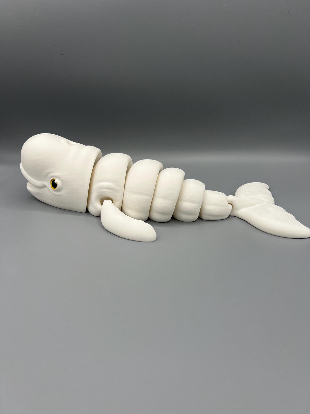 3D Printed Articulating Beluga Whale: Customizable Fidget Toy
