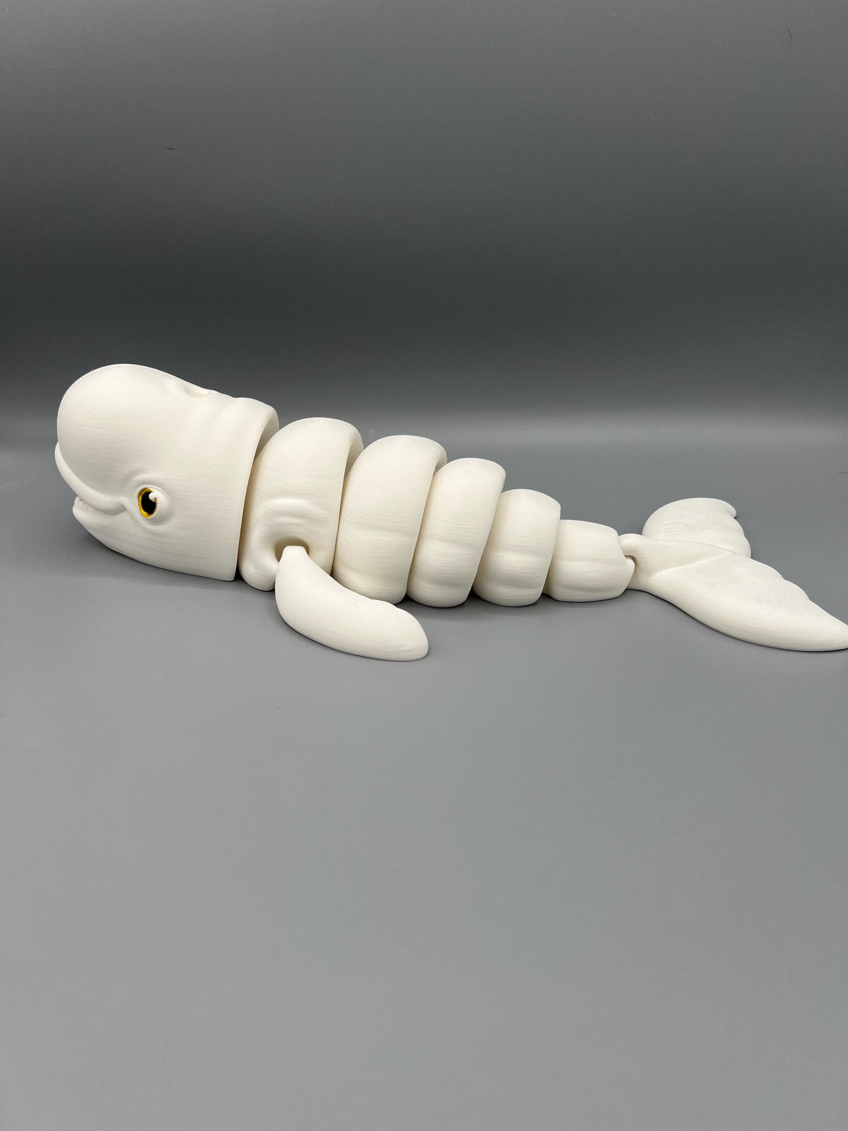 3D Printed Articulating Beluga Whale: Customizable Fidget Toy