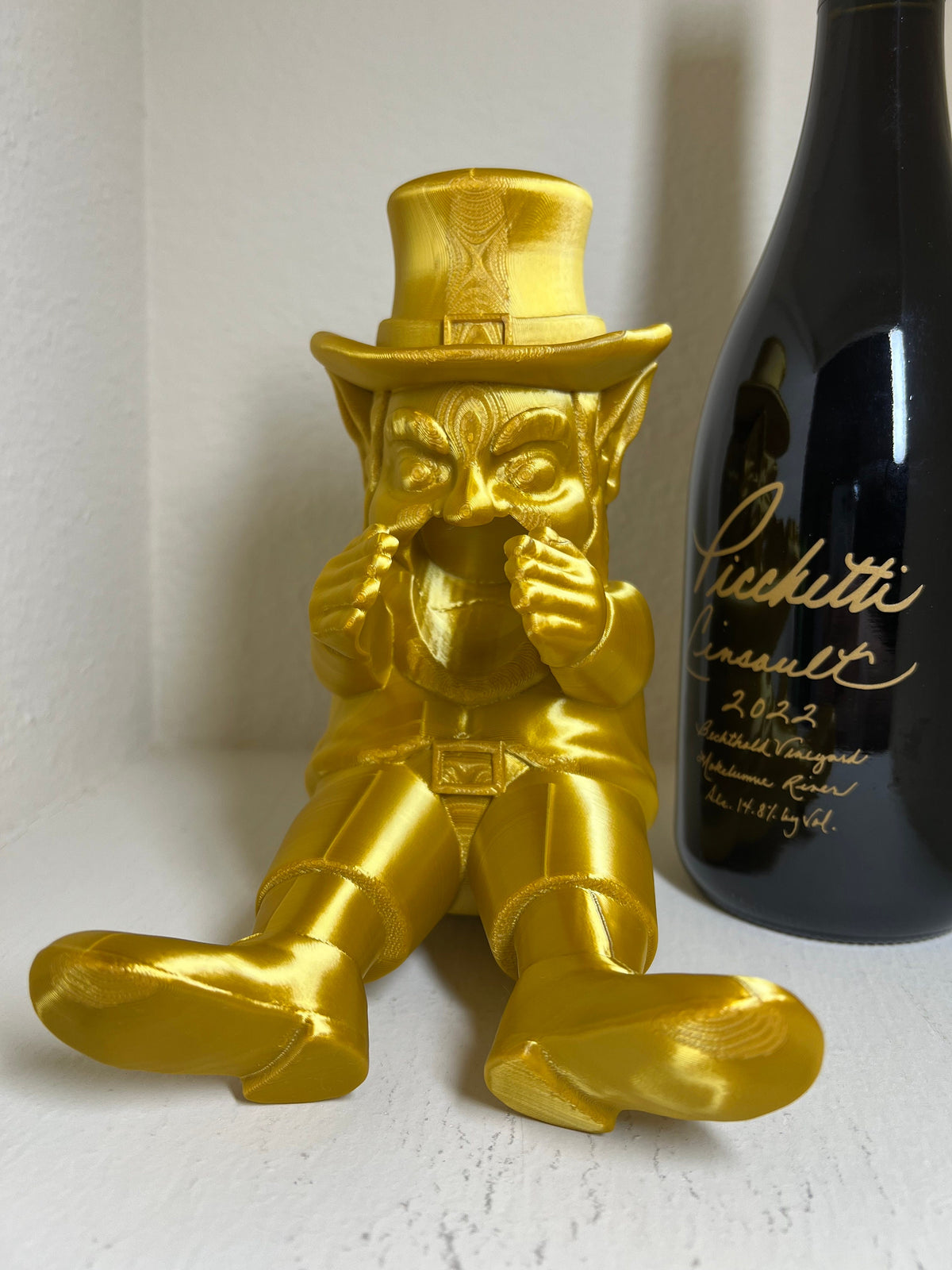 3D Printed Leprechaun Wine Bottle Holder: St. Patrick's Day Decor