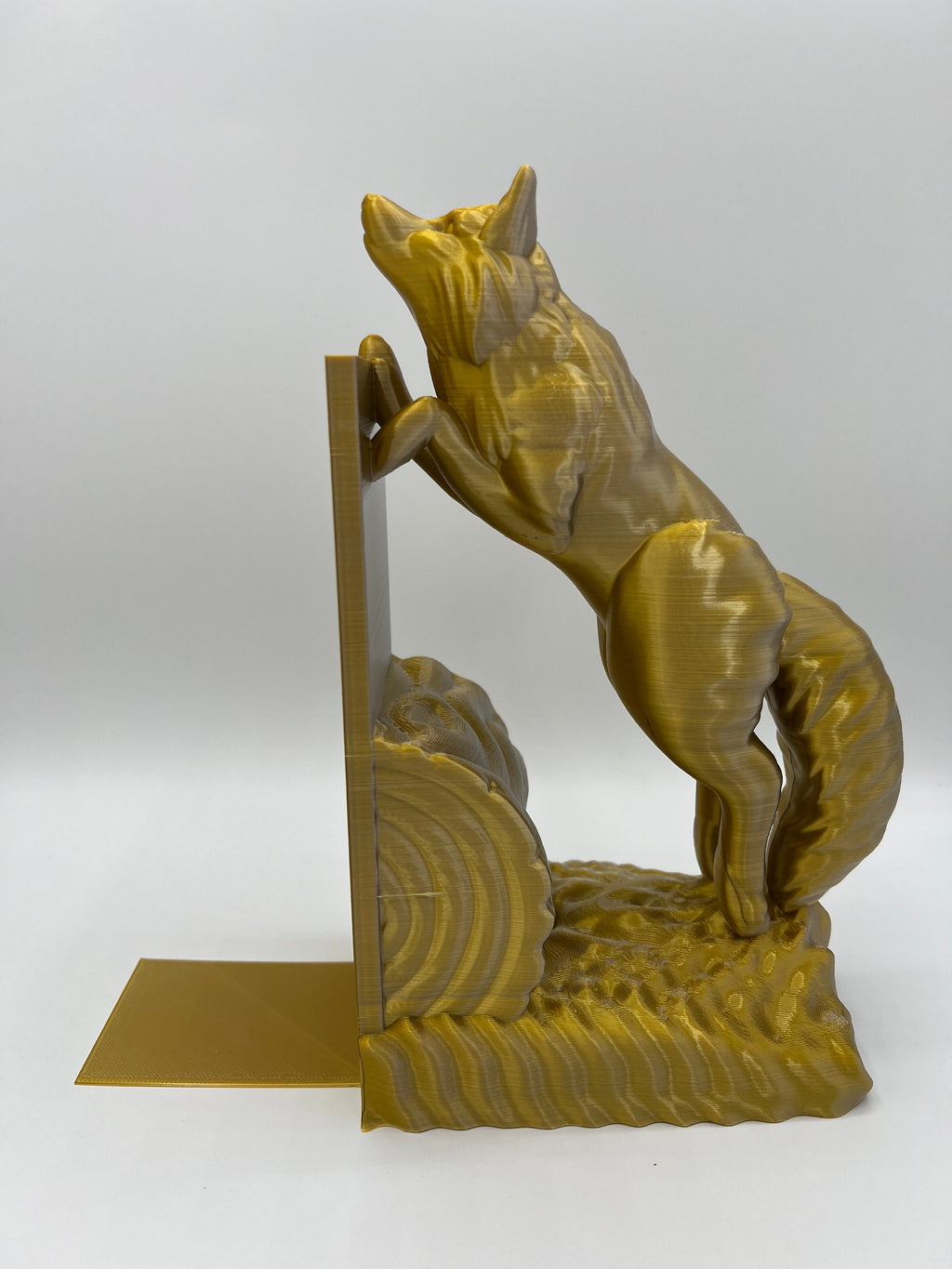 3D Printed Jumping Fox Bookends: Books & Game Storage