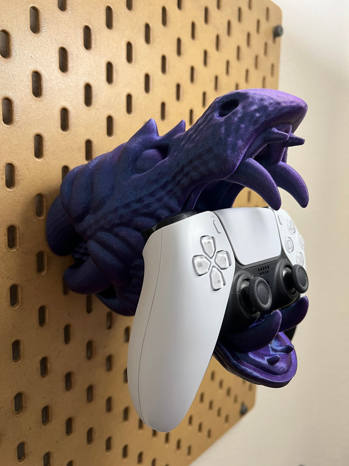 3D Printed Dragon Head Controller Stand - Gaming Dock