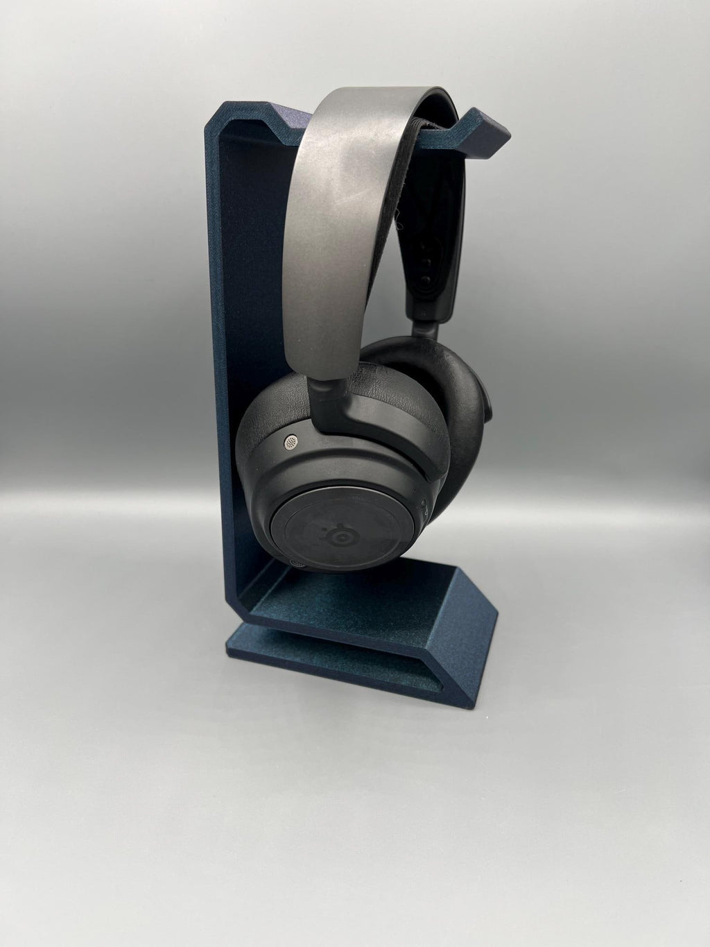 3D Printed Headphone Stand | Minimalist Modern Headset Holder, Desk Organizer (Custom Colors)
