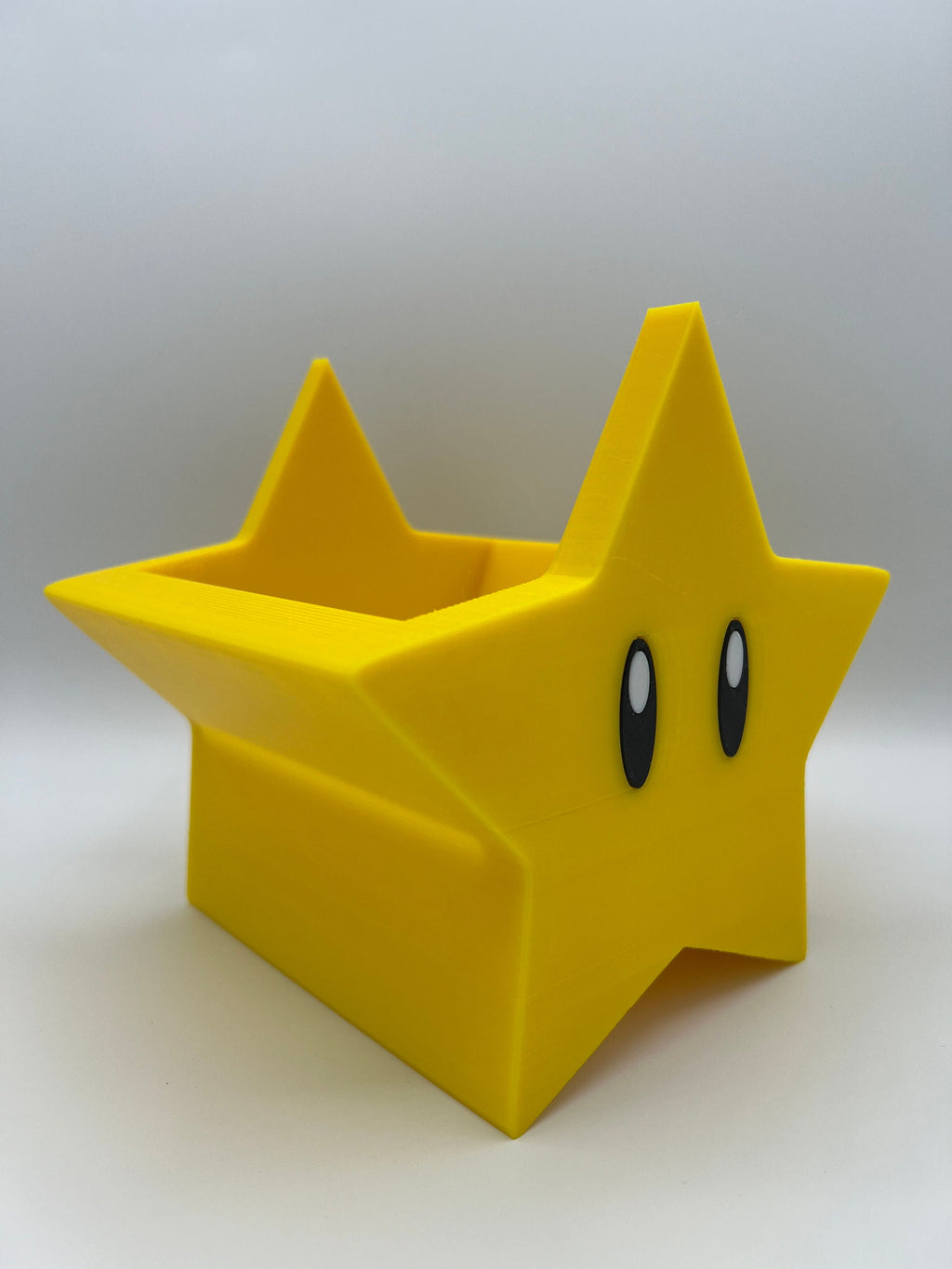 Yellow Star Planter: 3D Printed Desk Decor for Succulents