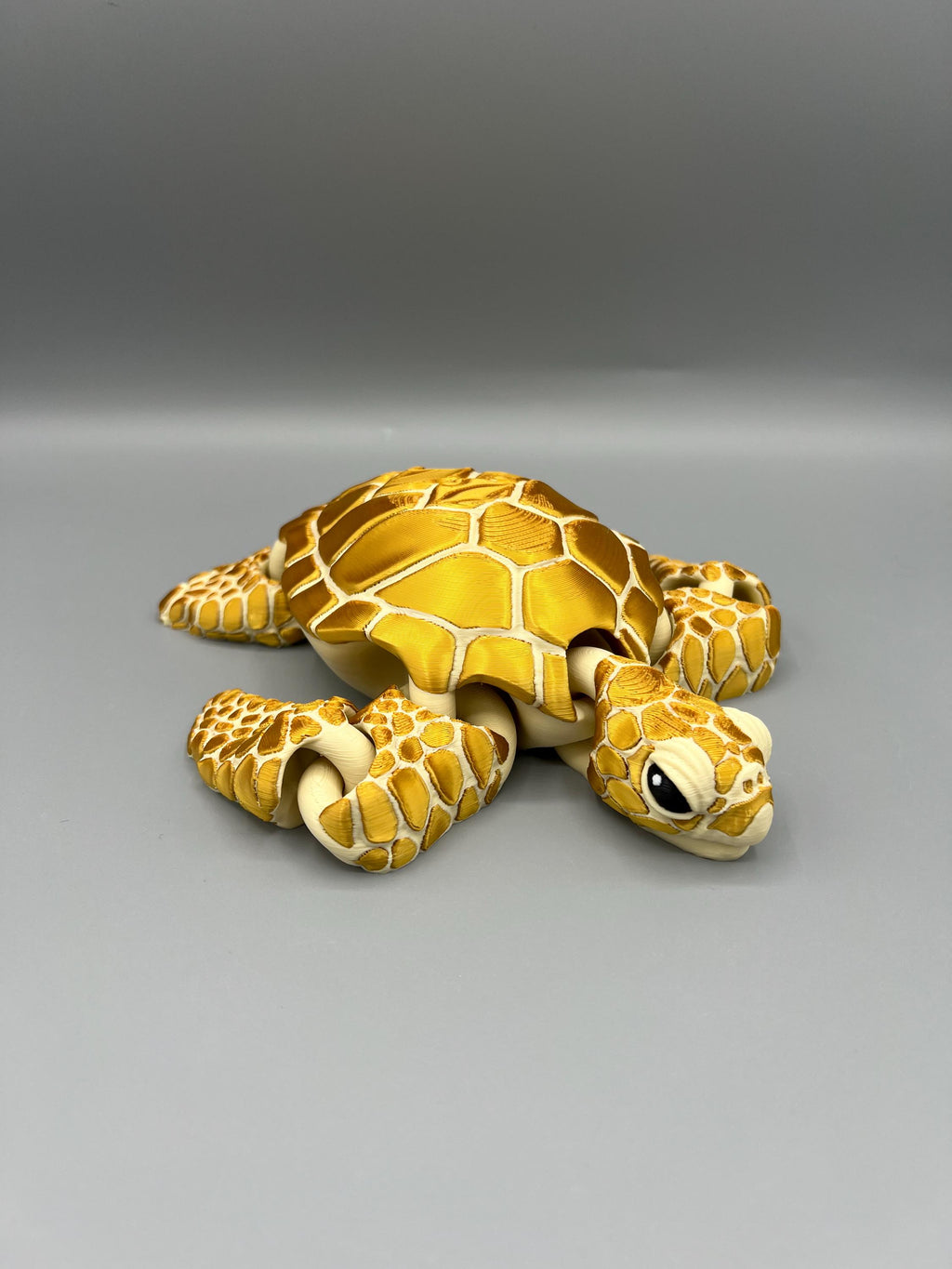 3D Printed Articulating Sea Turtle: Gold Silk Flexi Fidget Toy