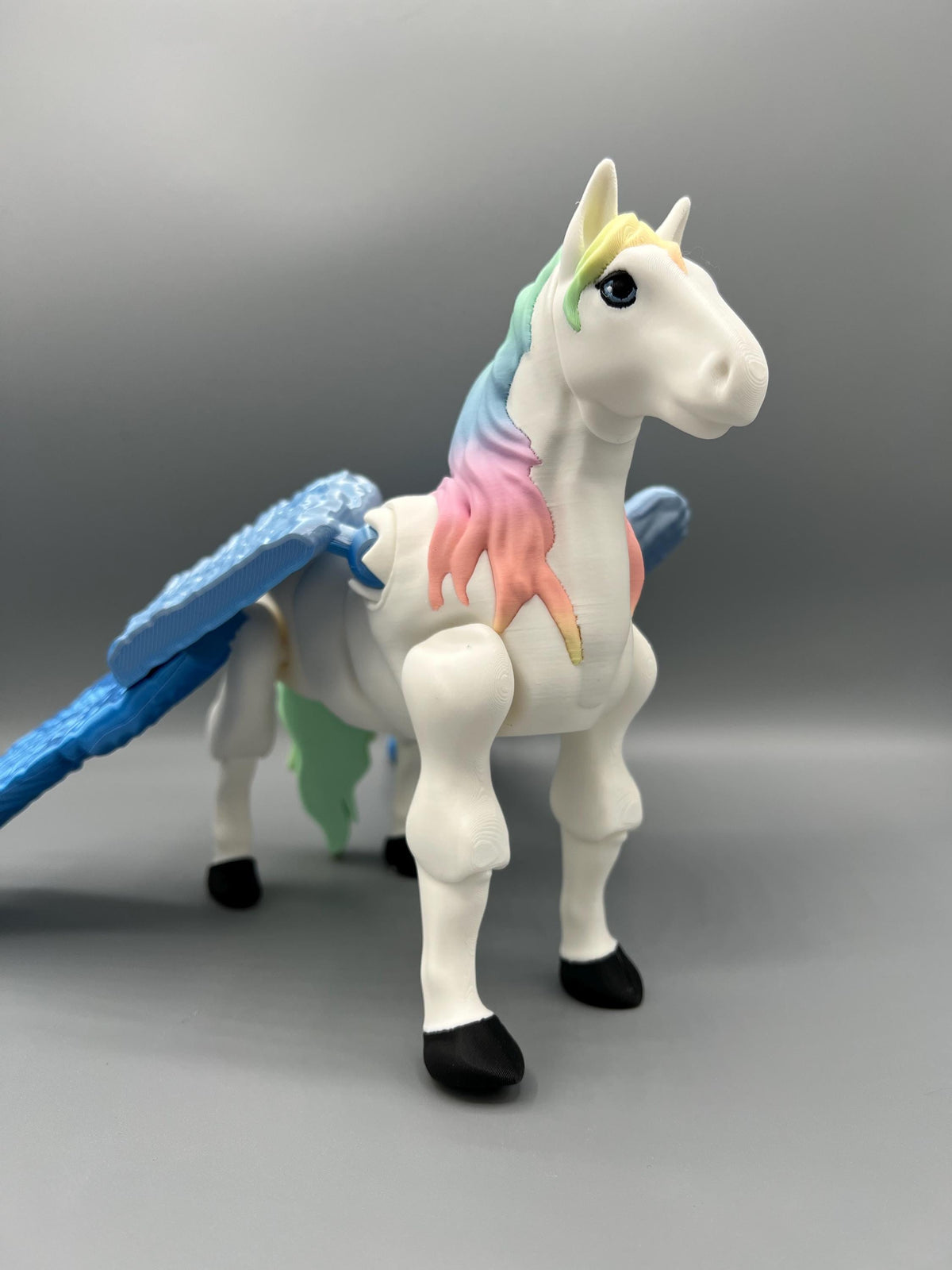 3D Printed Articulating Rainbow Pegasus: Fantasy Fidget Toy