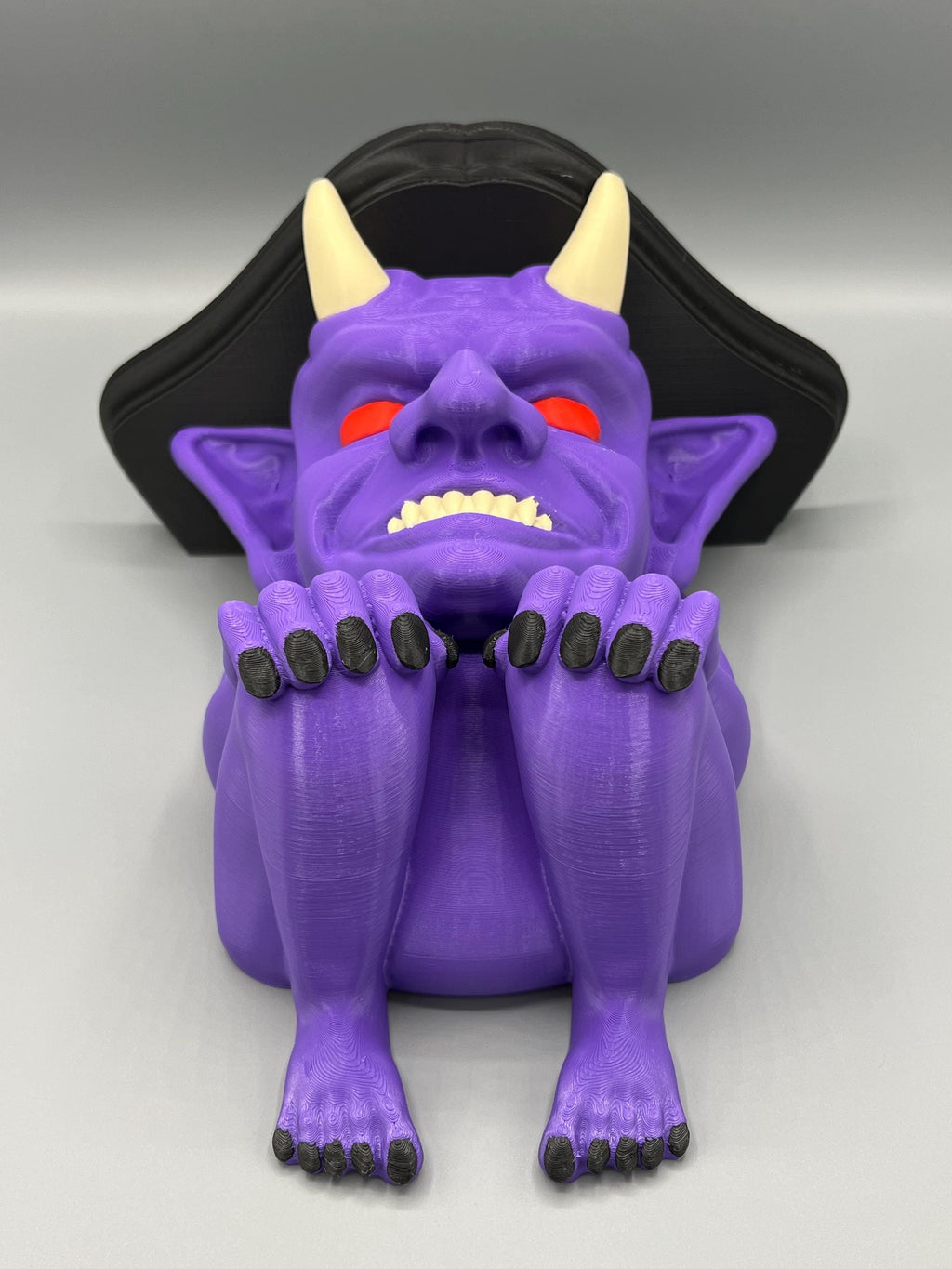 3D Printed Gargoyle Shelf: Gothic Fantasy Home Decor