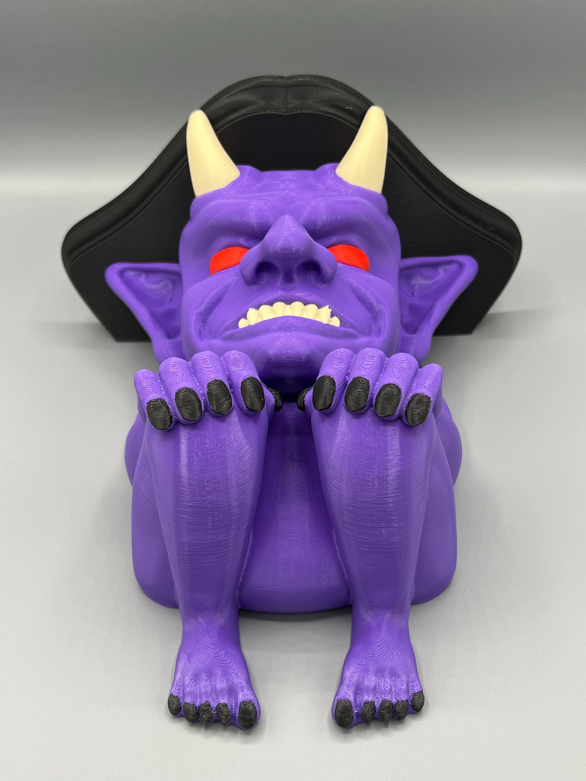 3D Printed Gargoyle Shelf: Gothic Fantasy Home Decor