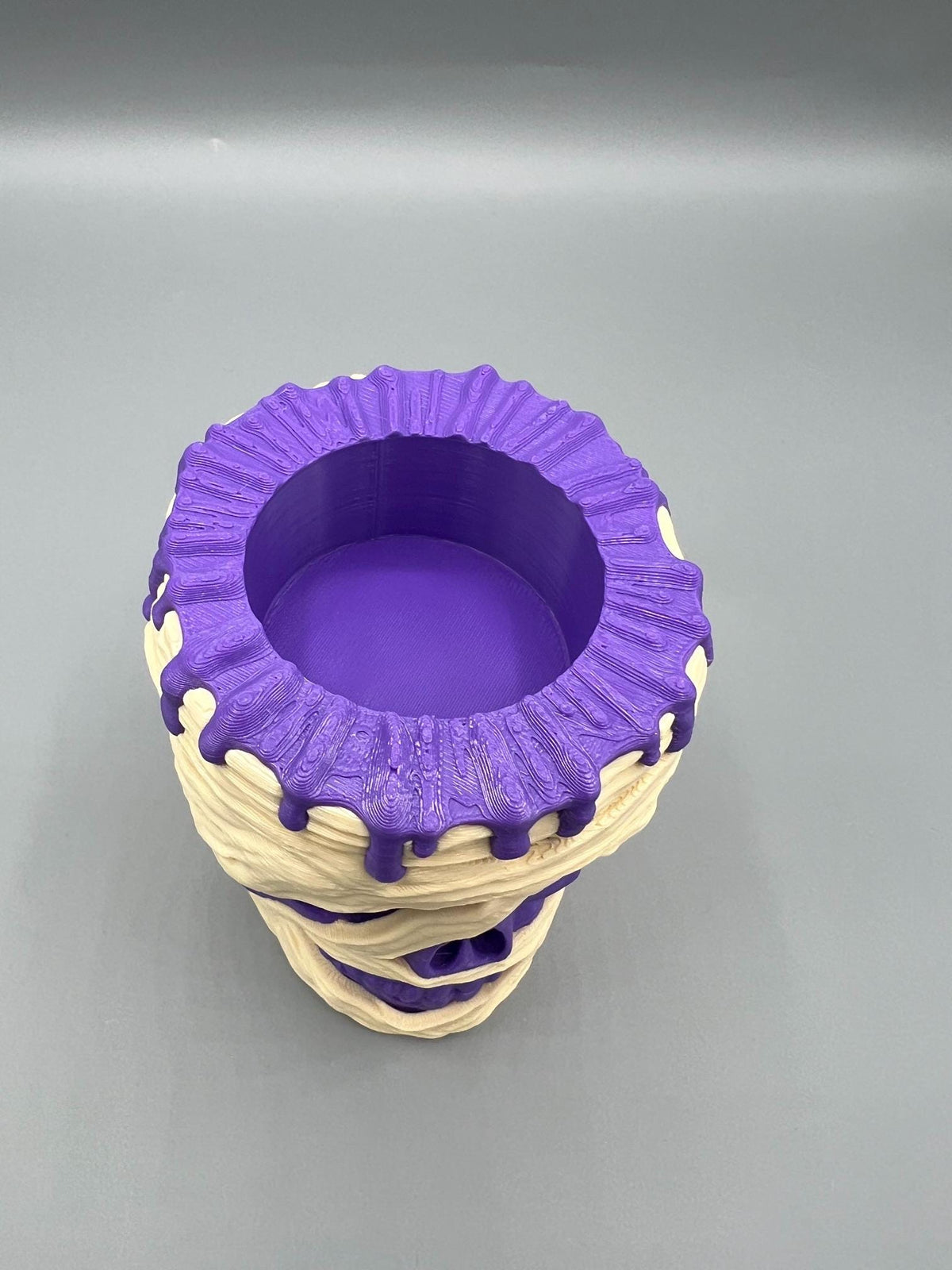 3D Printed Mummy Tealight Holder – Spooky Halloween Decor, Glowing Eyes & Nose