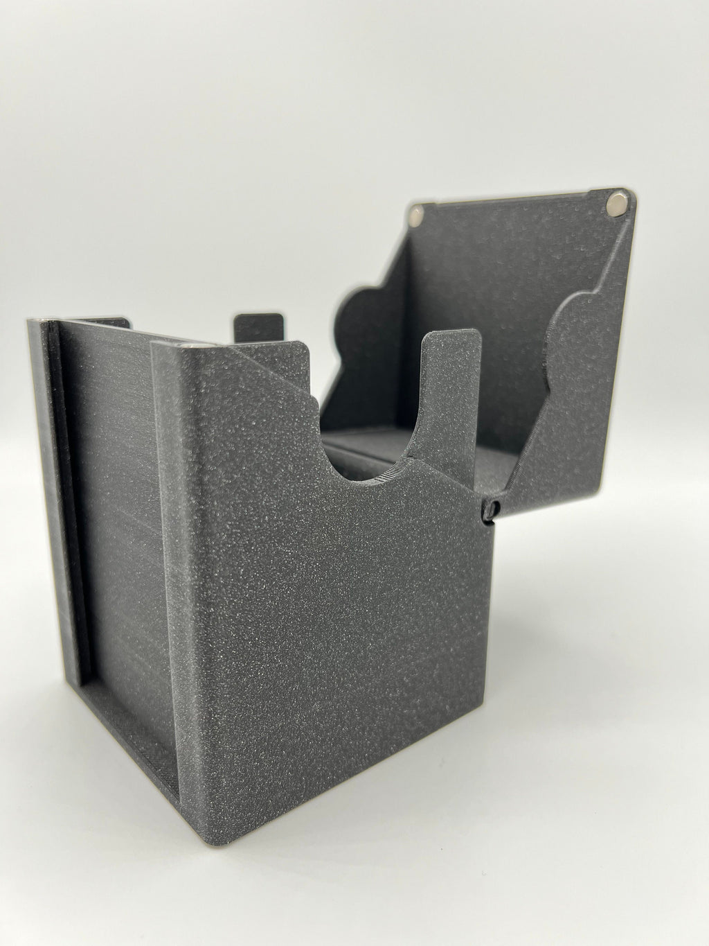 Magnetic MTG Deck Box: Commander Card Storage, Gaming Accessory