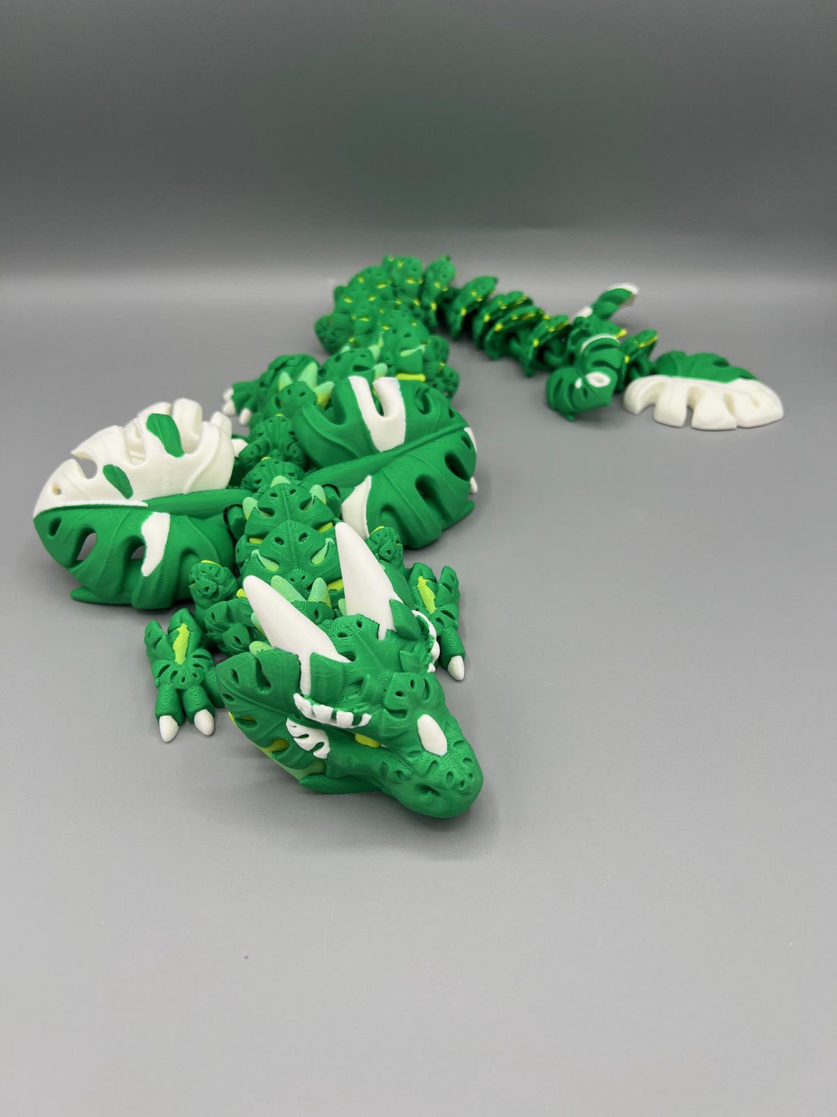 Monstera Leaf Dragon Toy | 3D Printed Articulated Fidget Desk Buddy