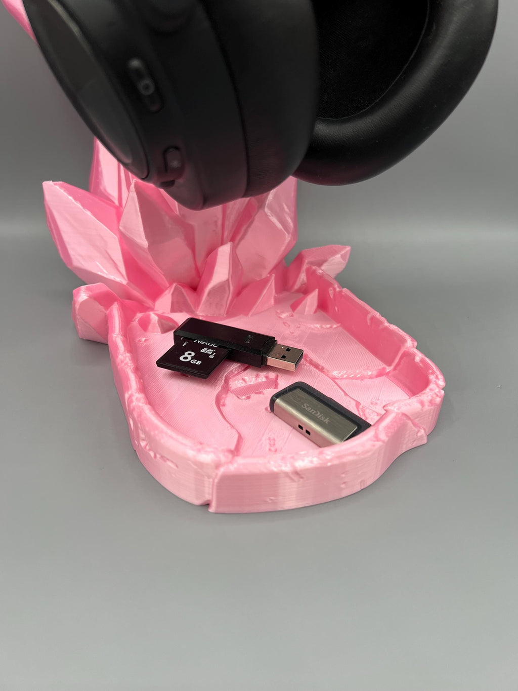 3D Printed Crystal Headphone Stand: Gaming Headset Holder & Desk Organizer